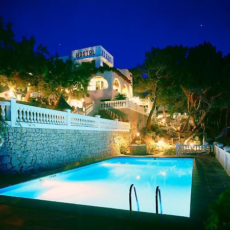 Hostal Los Pinos Cala San Vicente  Exterior photo
